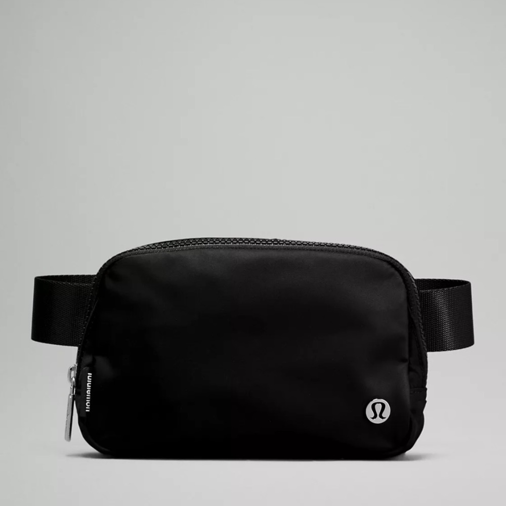 Lululemon Everywhere Belt Bag 1L